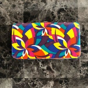 Patterned Clasp Wallet
